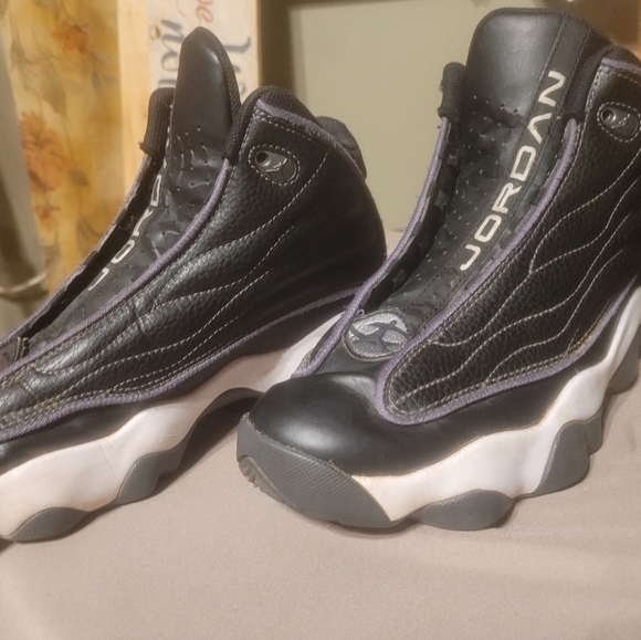 Big Boys size 6.5/women's size 8 Jordan Pro Strong 2021 black/white w/box - Picture 6 of 15